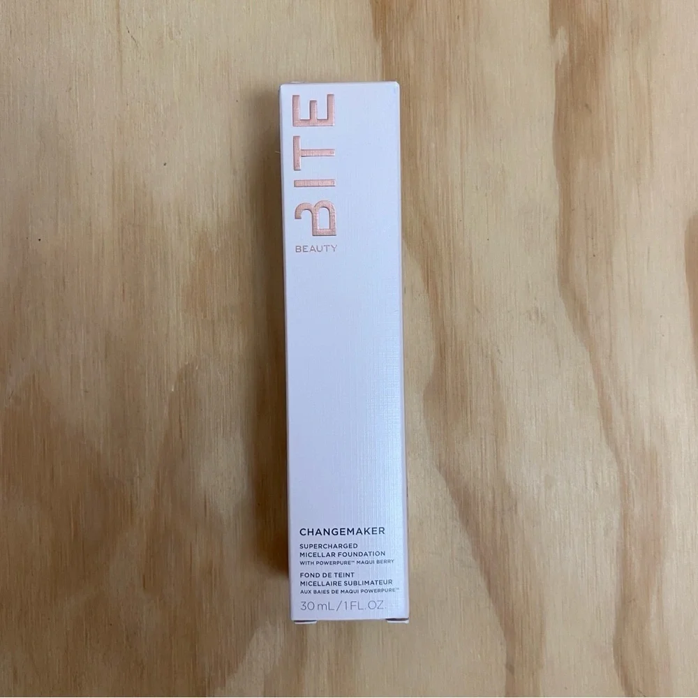 Bite Beauty Changemaker Supercharged Micellar Foundation L25